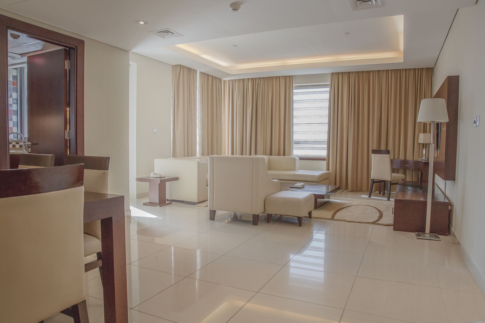 Staybridge Internet Hotel Dubai